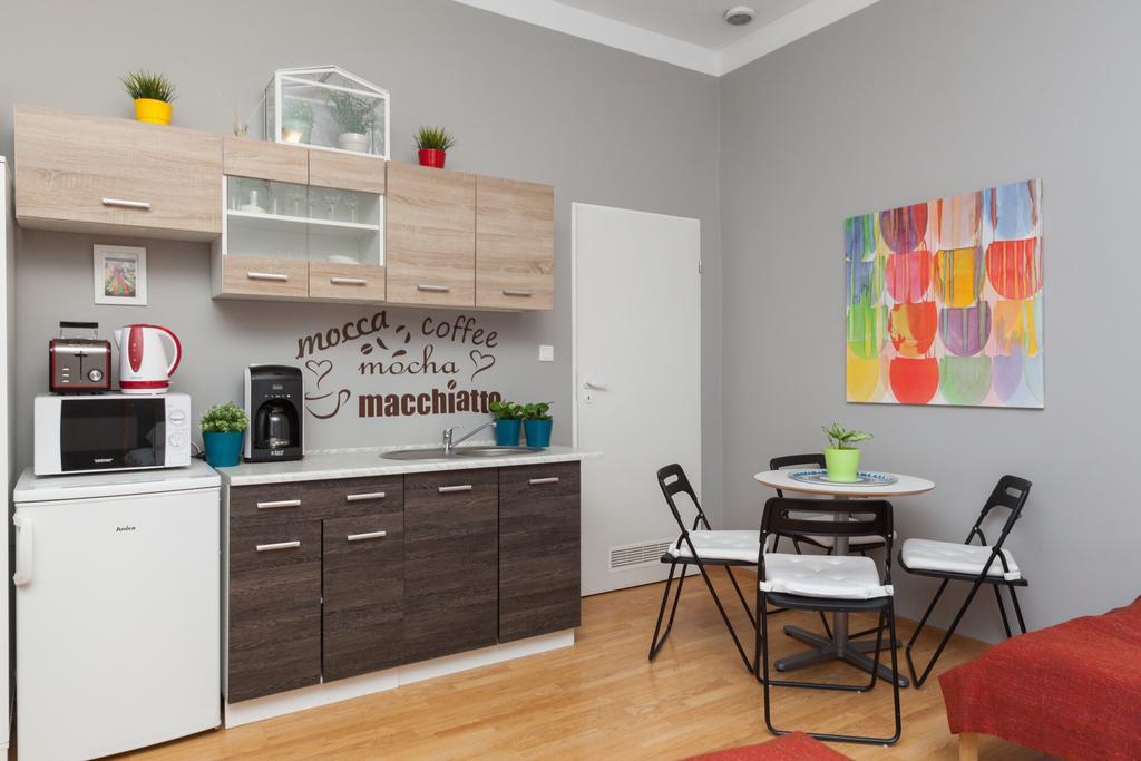 Erasmus Student - Jewish District Apartment *